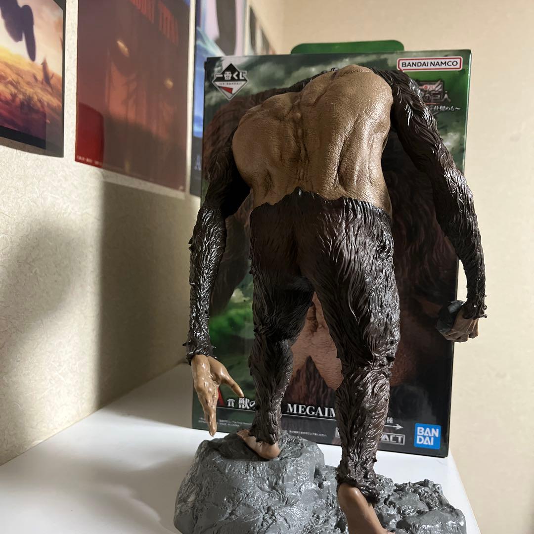進撃の巨人 一番くじ A賞 獣の巨人 - メルカリ