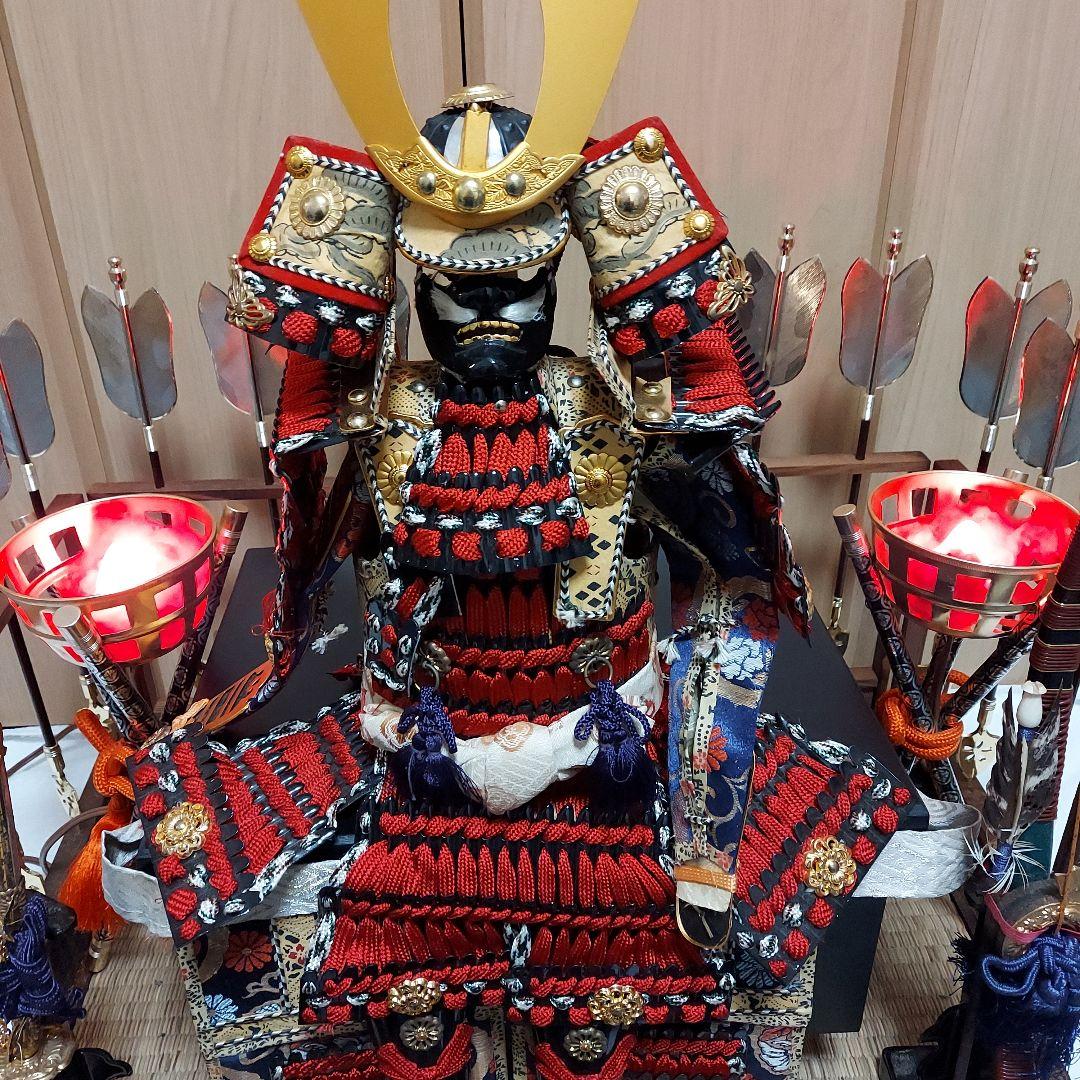 源山作　甲冑飾り