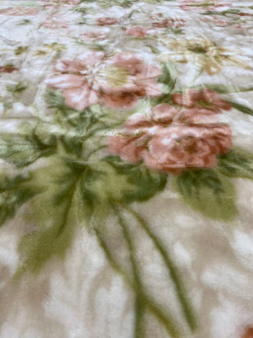 西川　ポリエステル合わせ毛布・ふっくらボリューム・シングルサイズ１４０×２００㎝