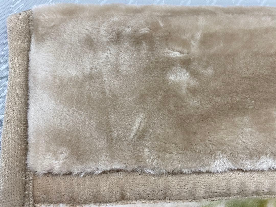 西川　ポリエステル合わせ毛布・ふっくらボリューム・シングルサイズ１４０×２００㎝