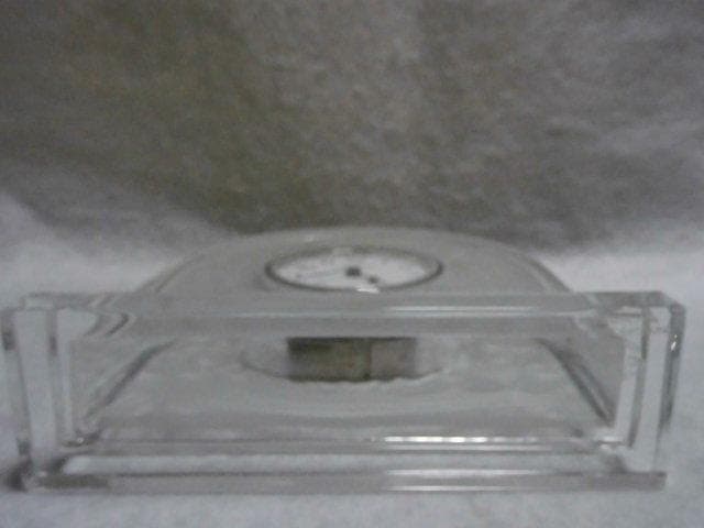 バカラ　クリスタル　バスケット・オブ・アバン・ダンス　クロック