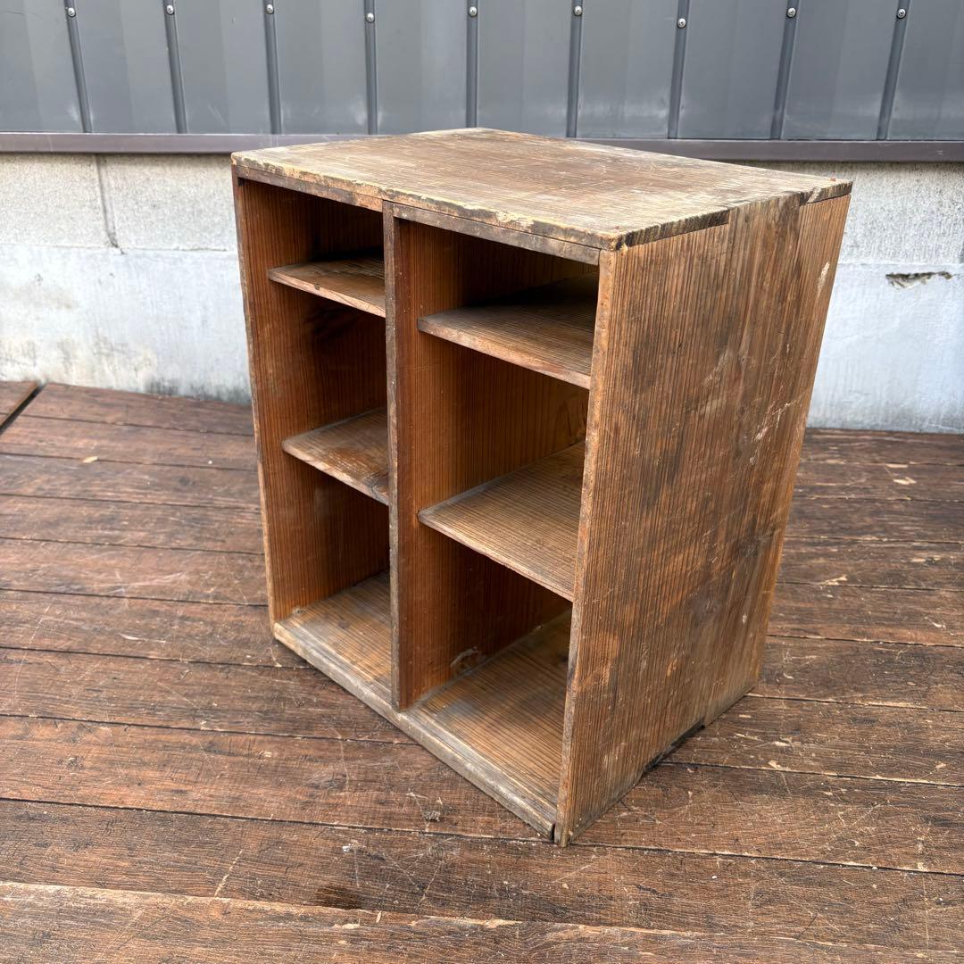 C1 昭和レトロ 古道具 木製棚 飾り棚 ディスプレイラック レトロ収納 6マス