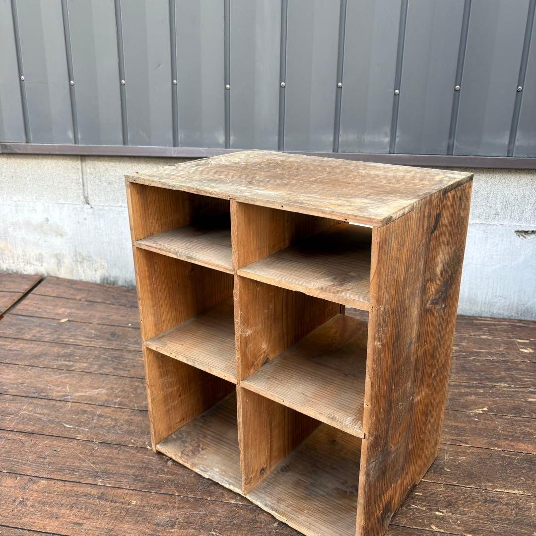 C1 昭和レトロ 古道具 木製棚 飾り棚 ディスプレイラック レトロ収納 6マス