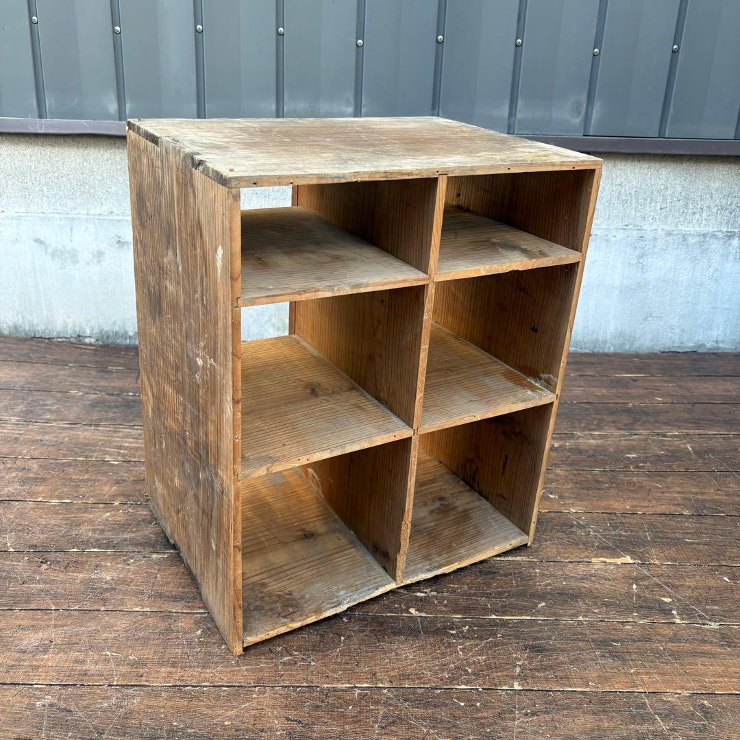 C1 昭和レトロ 古道具 木製棚 飾り棚 ディスプレイラック レトロ収納 6マス