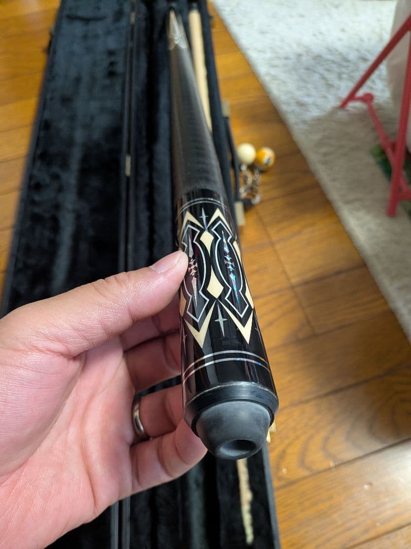 キューテック ビリヤードキュー （ケース付き）