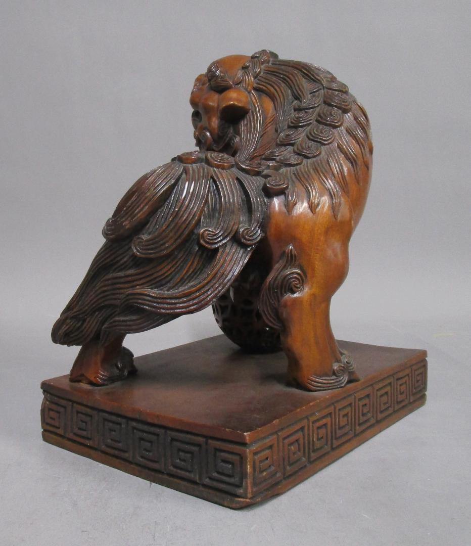 ビンテージ 木彫［玉持ち唐獅子］