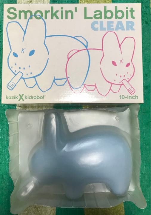KOZIK×KIDROBOT スモーキンバーニー