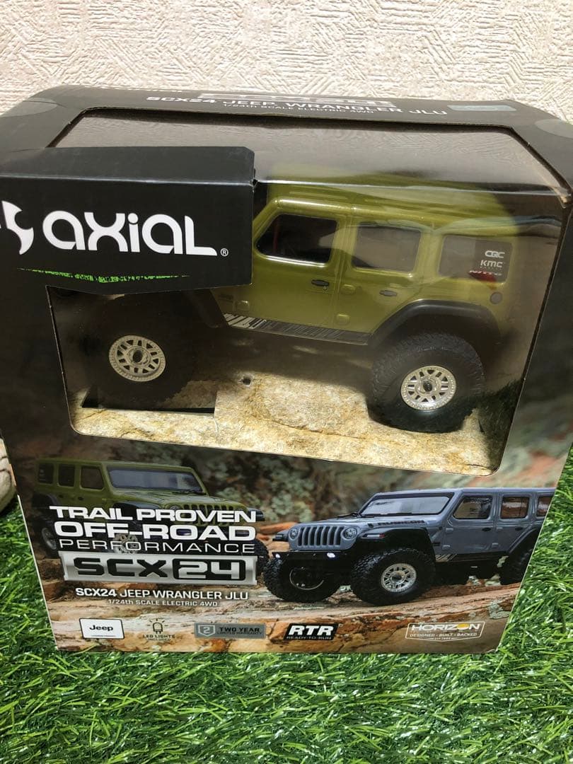 アキシャル　SCX24 Jeep Wrangler