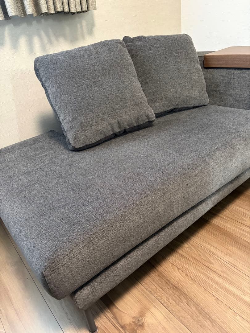 【定価約21万円】NOYES 2人掛けソファ Decibel Standard