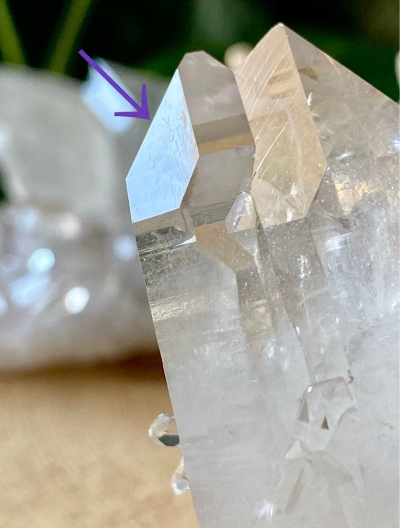 ゼッカ•デ•ソウザ産　カテドラル　バーナクル　天然石　水晶クラスター　虹入り