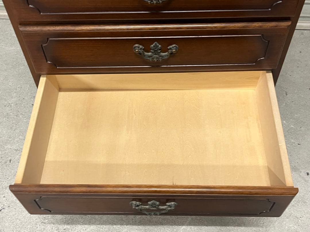 ☆karimoku カリモク家具 コロニアル キャビネット チェスト ４段収納