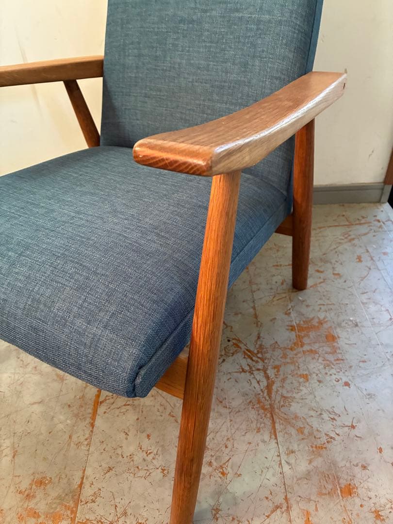 ハンス・J・ウェグナー チェア　GE260 リプロダクト　ネイビー