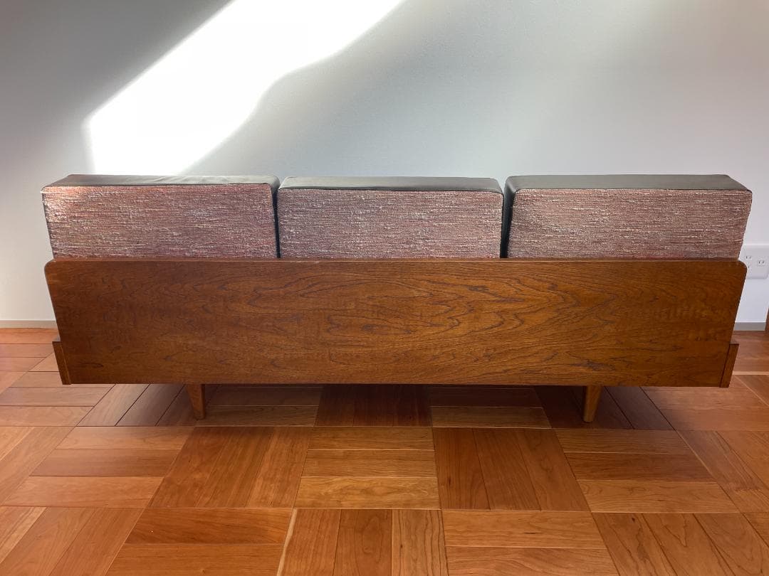 CLUB 6 【PACIFIC FURNITURE SERVICE】