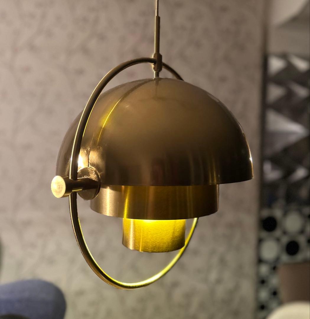 北欧風 回転シェードペンダントライト ユニークデザイン