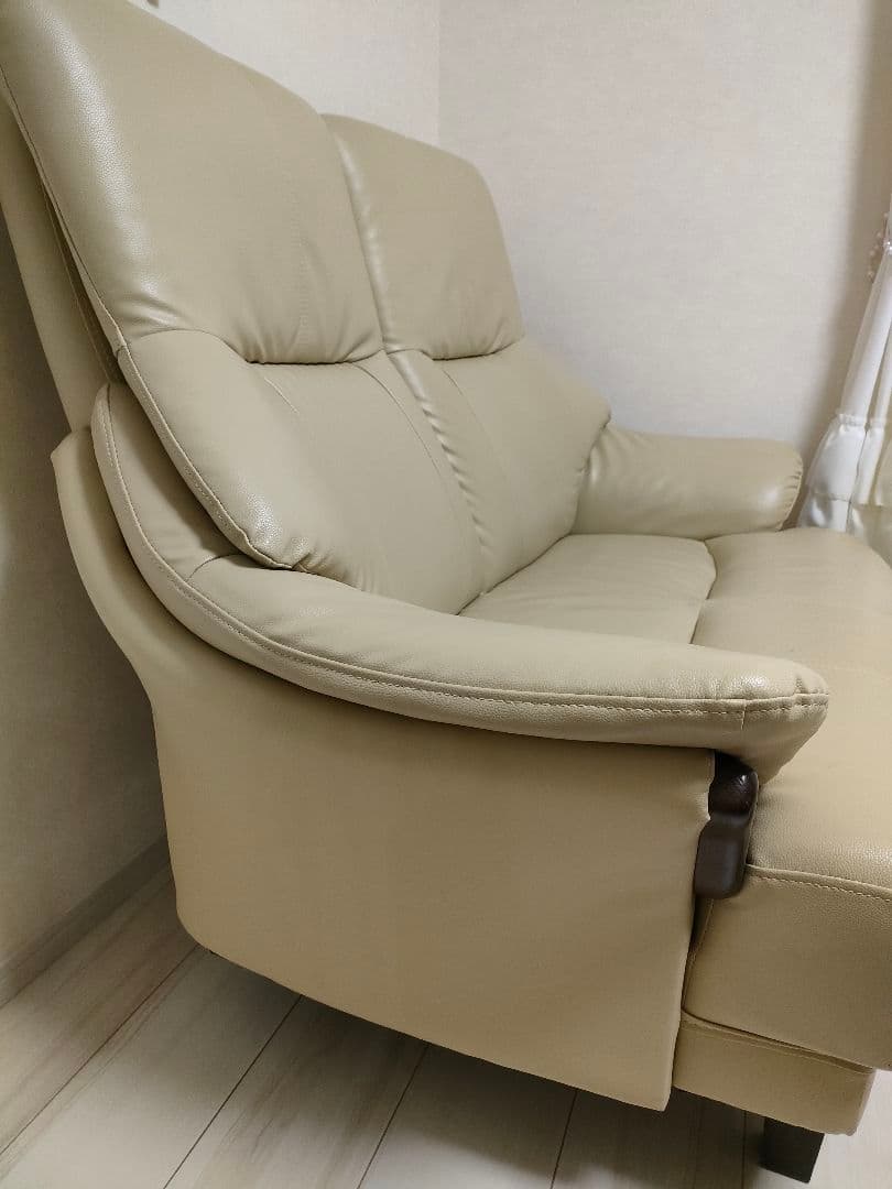 【超美品】ハイバックソファ 合成皮革 2人掛けソファ　傷・汚れに強い合成皮革