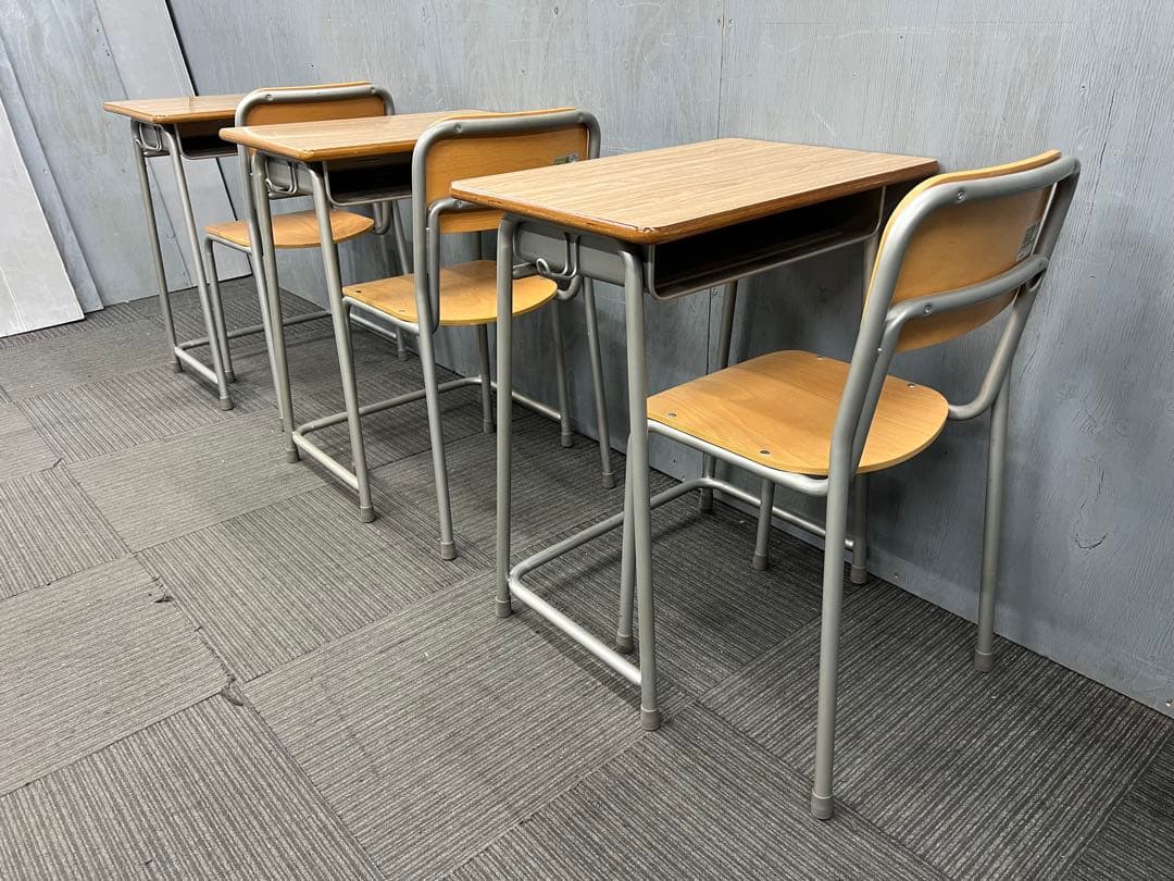 1734◆格安配送地域あり◆チトセ製◆学童机・椅子3組(旧JIS1号)学校学習塾