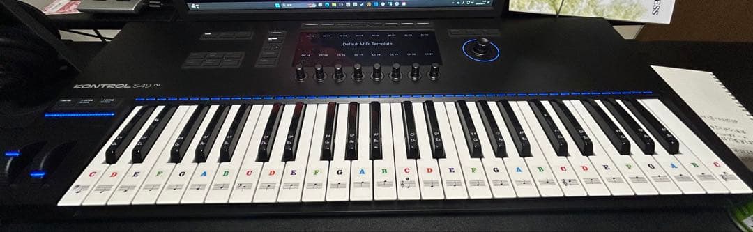 【美品】Native Instruments Kontrol S49 MK3
