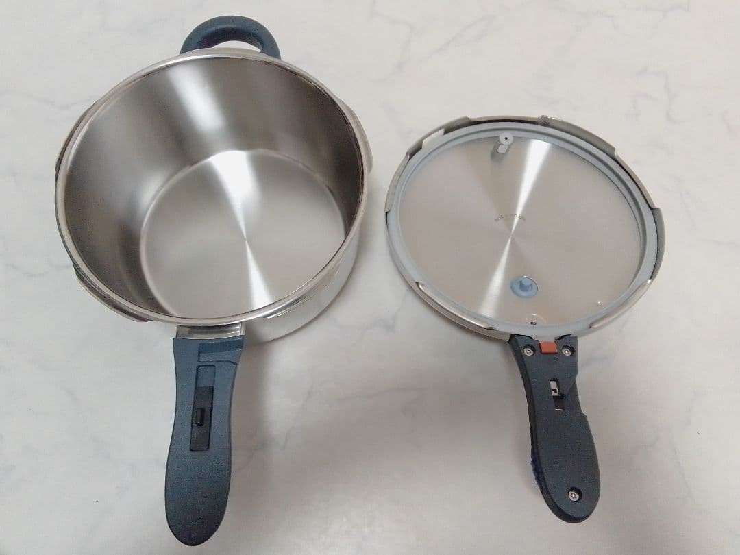 未使用 WMF パーフェクトプラス 4.5L 圧力鍋 IH対応 蒸し器付 片手鍋