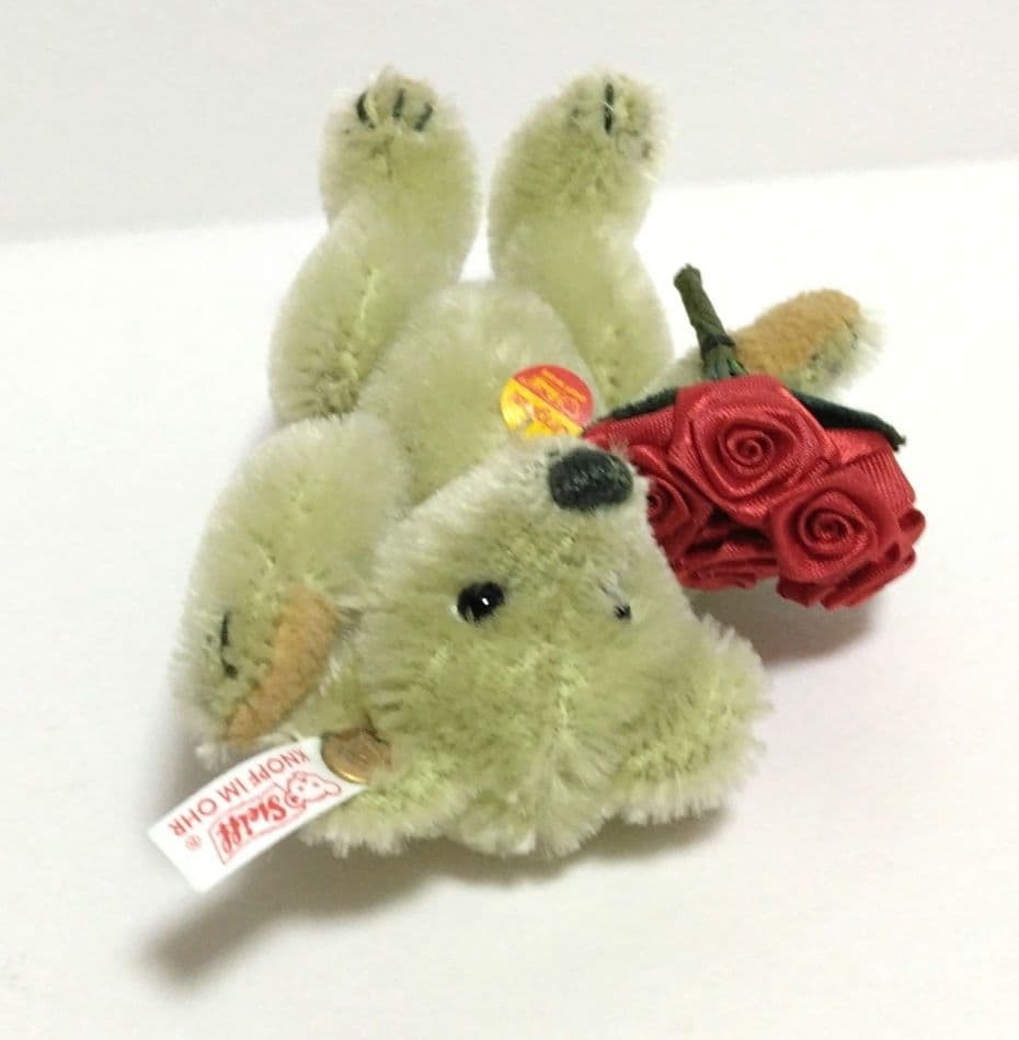 シュタイフカレンダー5月ミニテディベア2001年モヘア限定版バラの花束