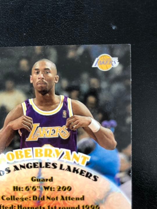 コービーブライアント ルーキーカード 1996年TOPPS R9