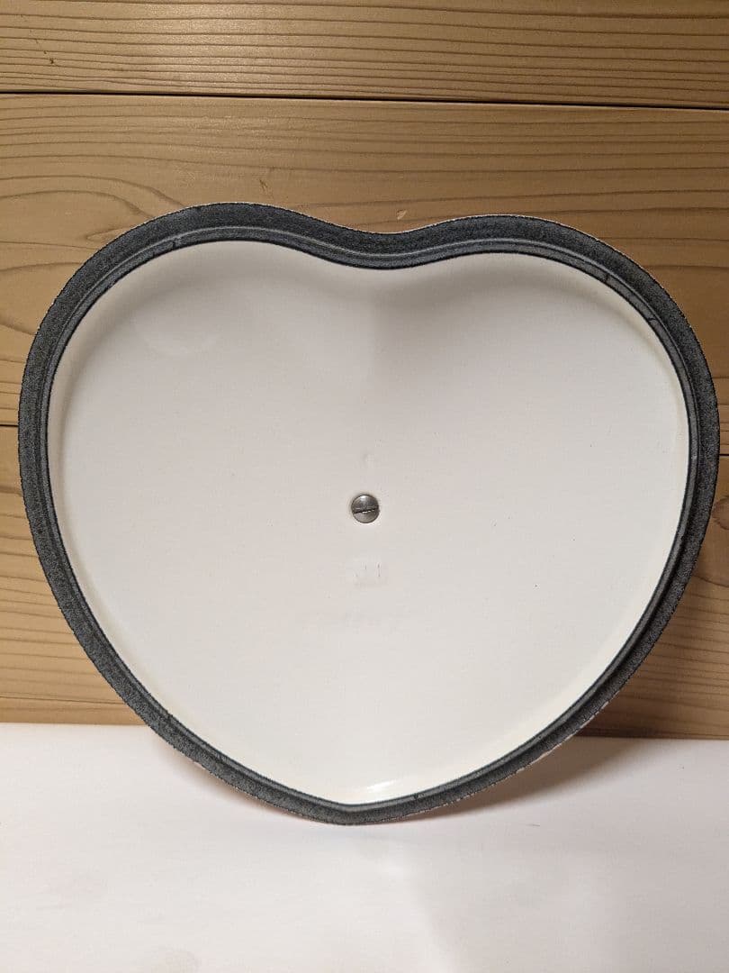 Le Creuset　ル・クルーゼ　ココット　ダムール　パウダーピンク　18cm