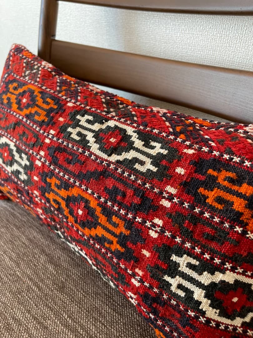 オールドキリムクッションカバー 　ヤムット