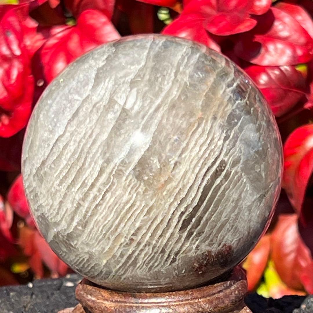 ✳️✨何層にも重なる自然の造形美✨虹入り 千層ガーデンファントム水晶 丸玉 天然石