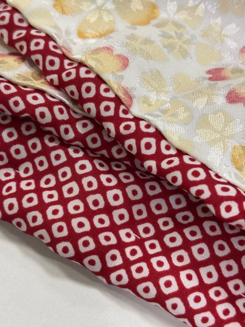 SALE 七五三　3歳女の子　着物・被布セット　紫に桜　オフベージュ　赤鹿子柄