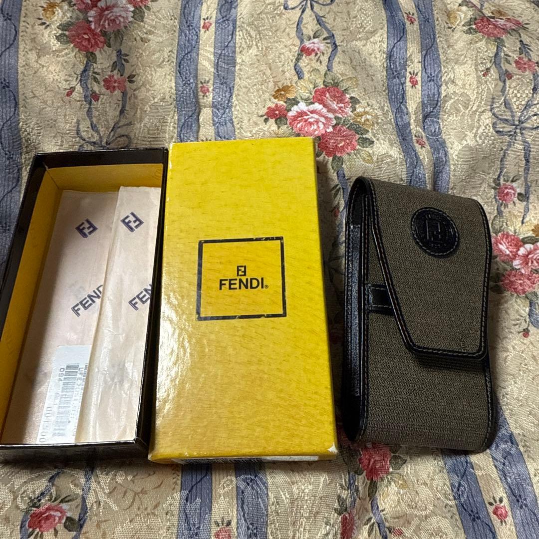 未使用新品　FENDY シガーケース