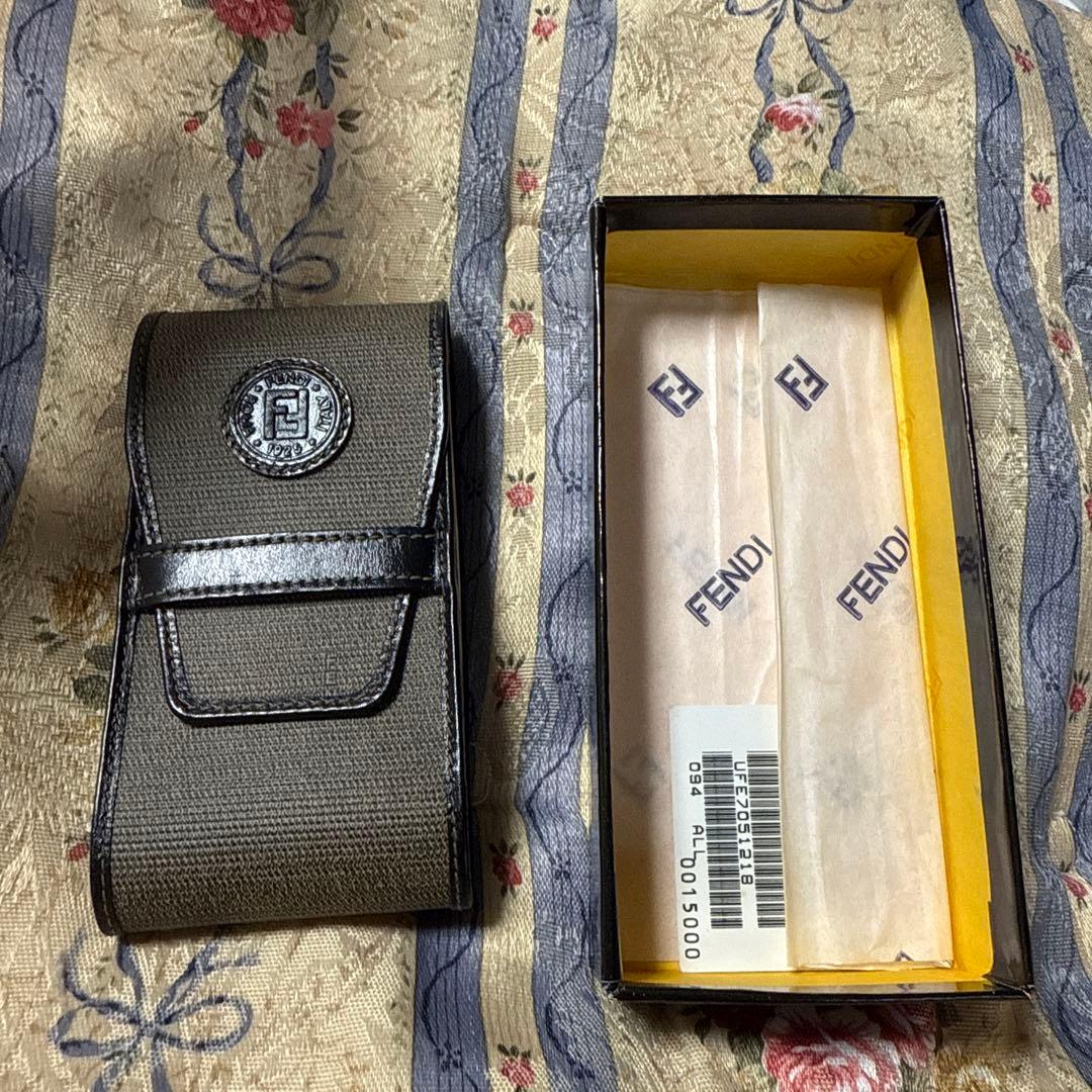 未使用新品　FENDY シガーケース