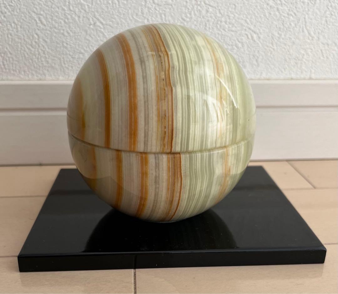 灰皿　置物　オブジェ　天然石？　 水晶？　翡翠ボール？