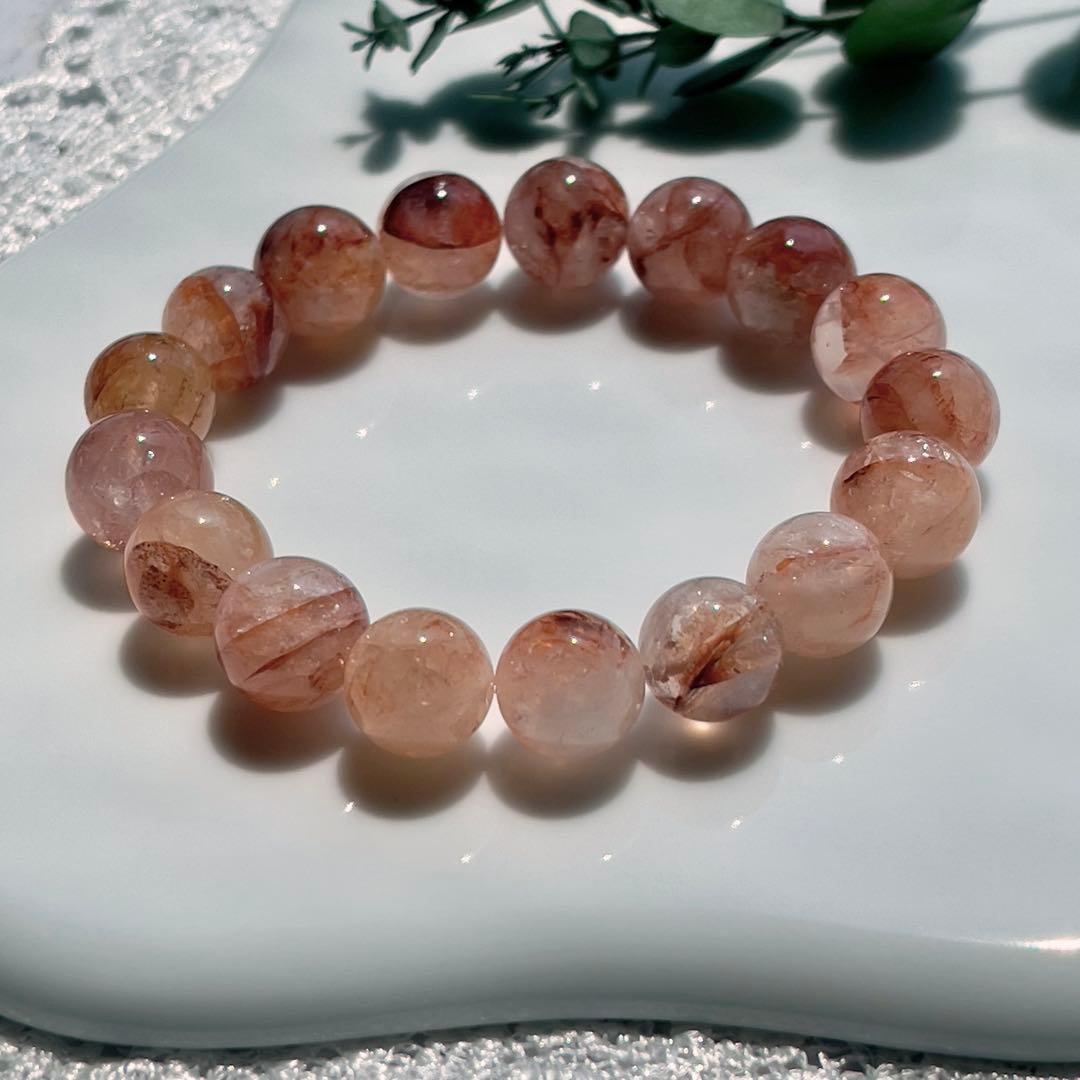 レインボー入り✨マニカランヒマラヤ水晶〜ミックスカラー