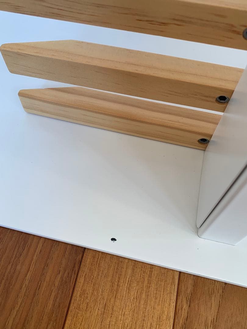 天然木×ホワイト 自立式テレビスタンド 棚板付き 高さ調整可能