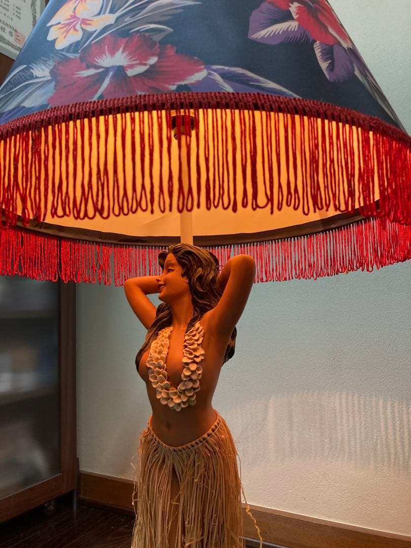 ハワイ☆フラダンス☆ヴィンテージ☆照明スタンド☆シェードランプ☆値下げ交渉ok！
