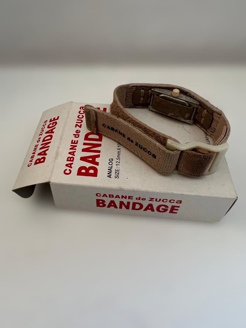 (レア美品)!CABANE de ZUKKA BANDAGE腕時計。