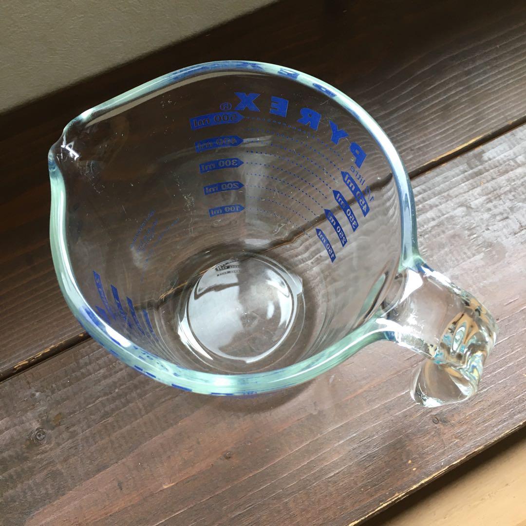 PYREX 計量カップ 1/2リットル パイレックス 青文字 旧ロゴ 500ml