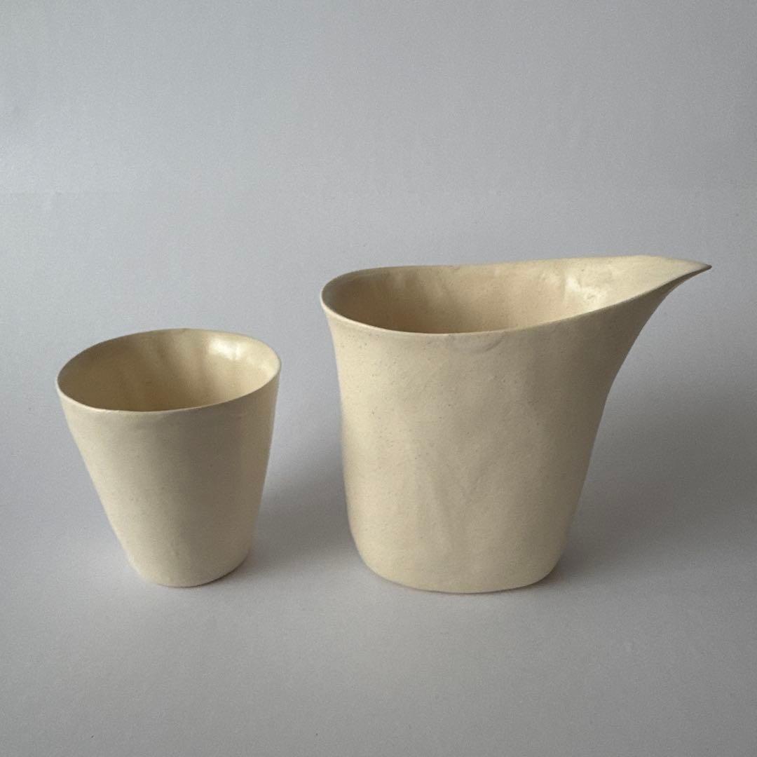 幸*家様 井山三希子さん　美品　片口ピッチャー　 （カップはおつけします。）