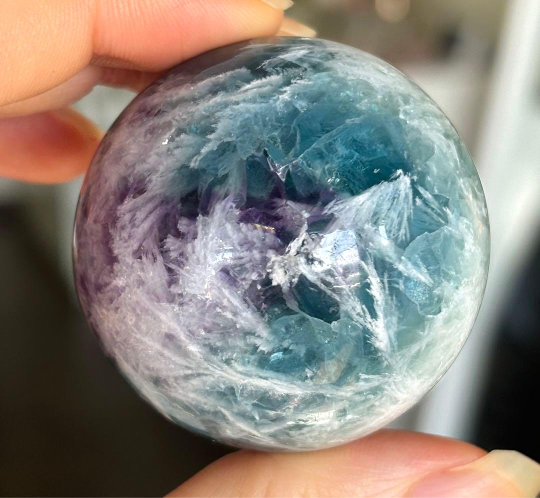 あ〜きゃん♬様　高品質　ブルー　エンジェルフェザーフローライト　スフィア　天然石