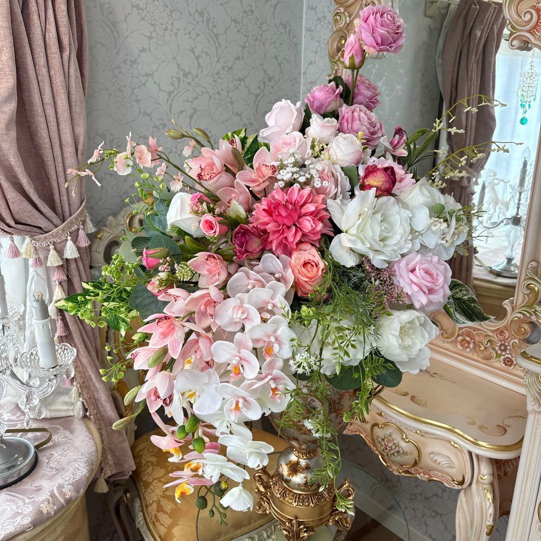 超大型 ロココ調 フラワーアレンジ 造花