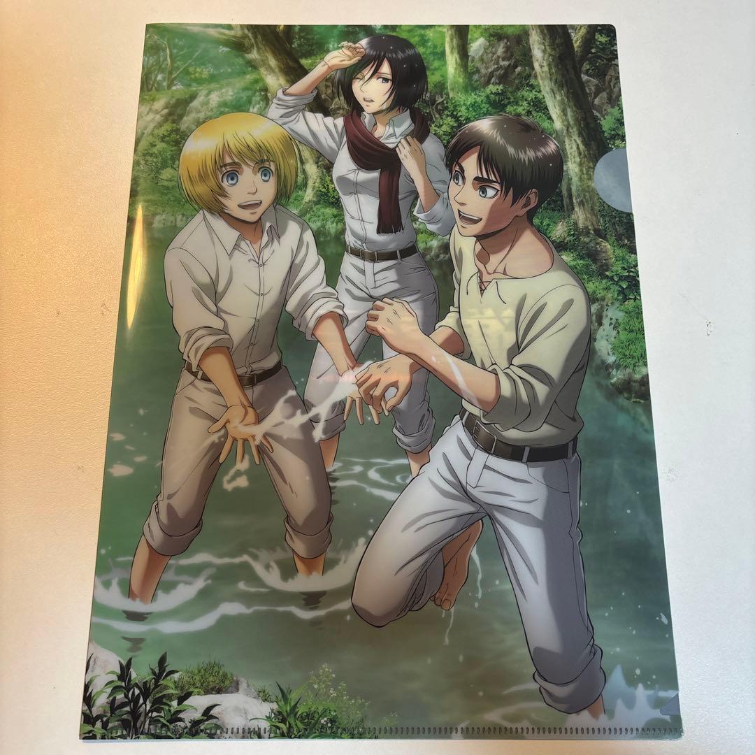 進撃の巨人 クリアファイル エレン ミカサ アルミン - メルカリ