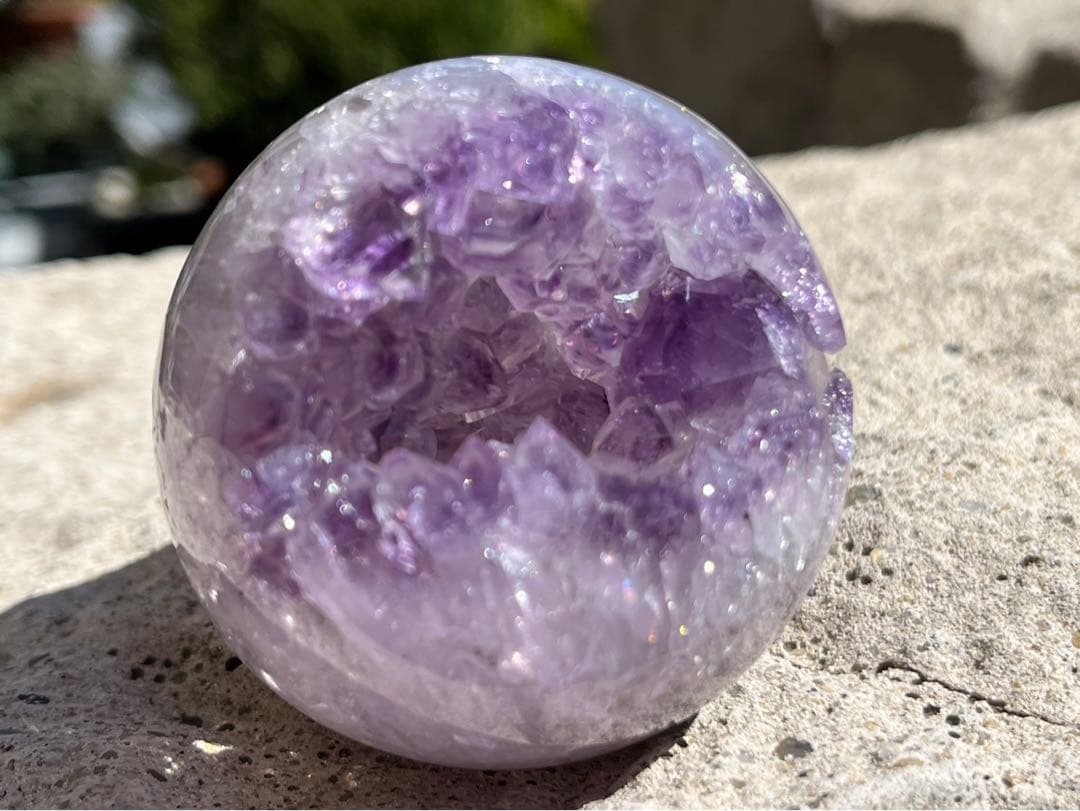 【来福】ウルグアイ産⭐️アメジスト笑口⭐️龍穴⭐️N6⭐️台座付き