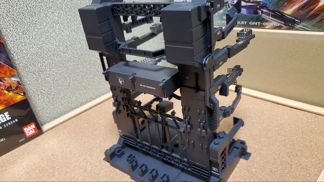 MG ユニコーンガンダム HD COLOR+MS CAGE 塗装済み完成品