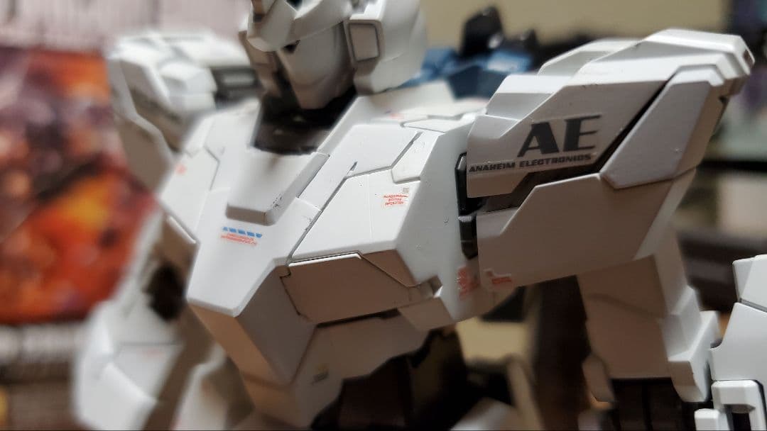 MG ユニコーンガンダム HD COLOR+MS CAGE 塗装済み完成品