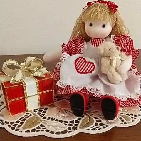 マドレーヌ様購入済 オルゴール2個 オルゴール堂 オルゴール館  人形&小物入れ