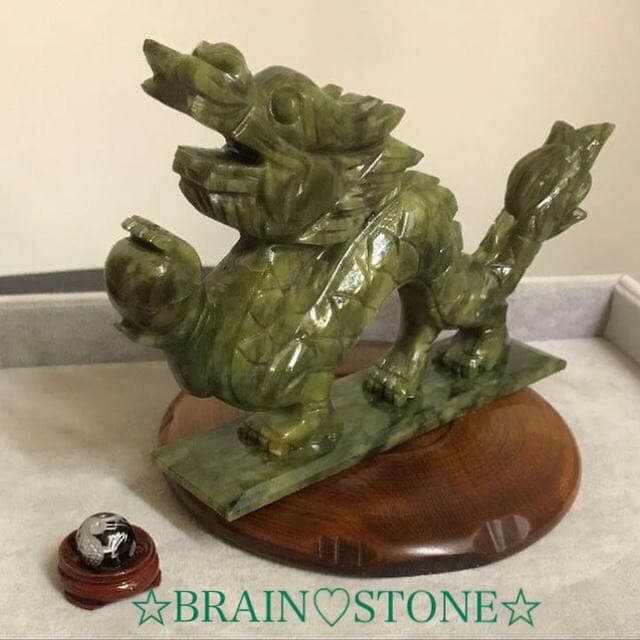 再入荷★限定特選品★極上彫刻ドラゴンボール【サーペンティン『蛇紋石』龍彫刻】❤️