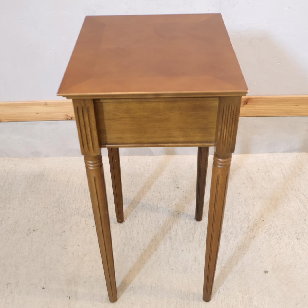 ウィン アンティーク調 コンソールテーブル ヨーロピアン　サイドテーブル