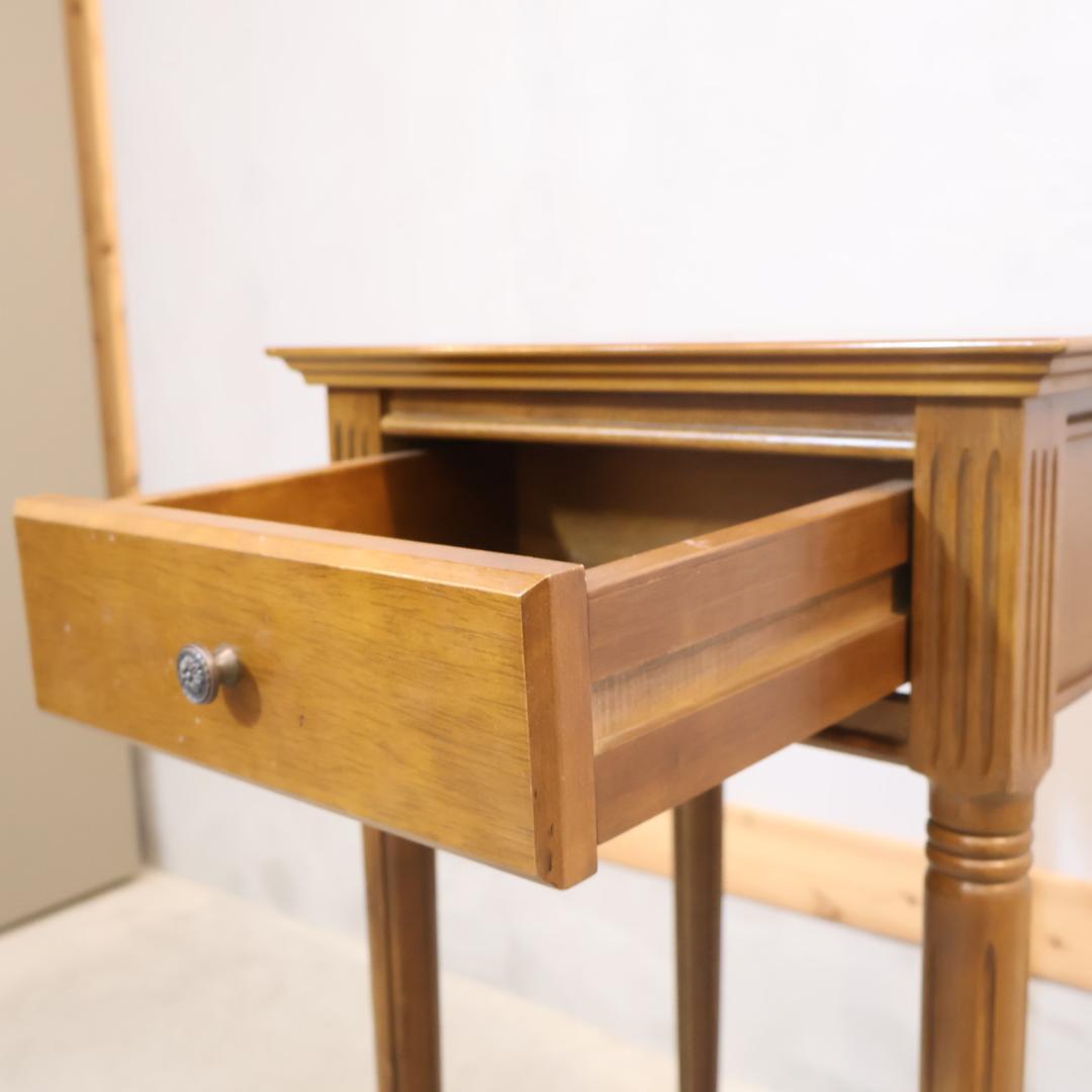 ウィン アンティーク調 コンソールテーブル ヨーロピアン　サイドテーブル