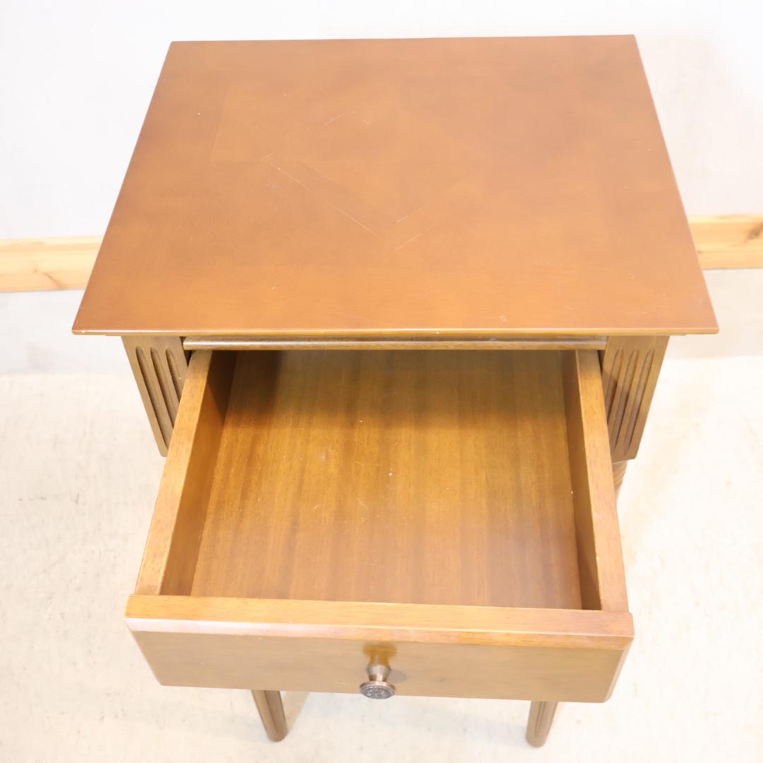 ウィン アンティーク調 コンソールテーブル ヨーロピアン　サイドテーブル