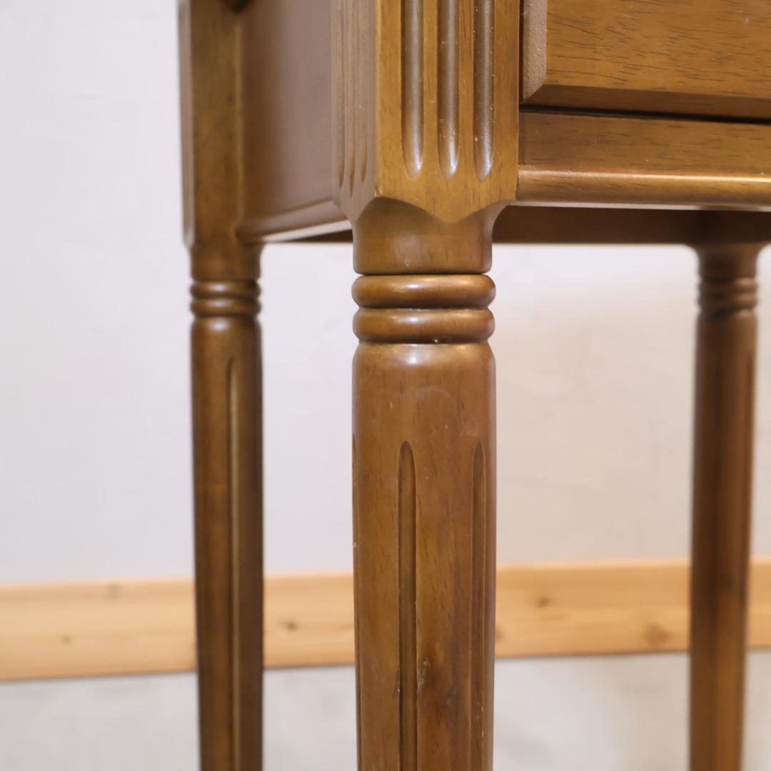 ウィン アンティーク調 コンソールテーブル ヨーロピアン　サイドテーブル