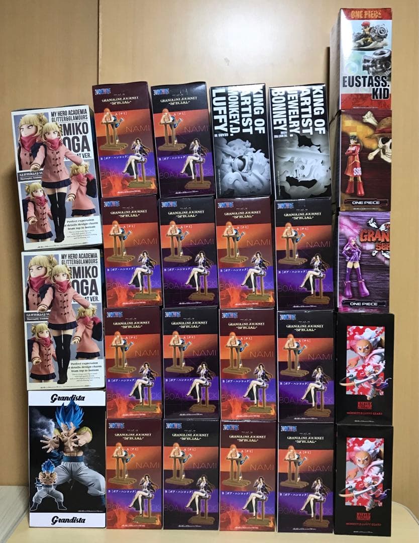 まとめ売り　ハンコック　ナミ　ルフィ　ボニー　トガヒミコ　他　24個セット